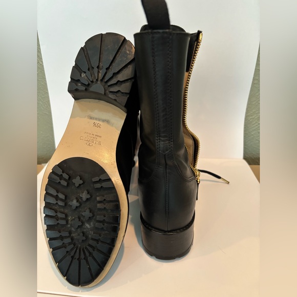 Valentino ankle boot in soft leather with ruffle detail. Size 39.5. - Picture 5 of 11